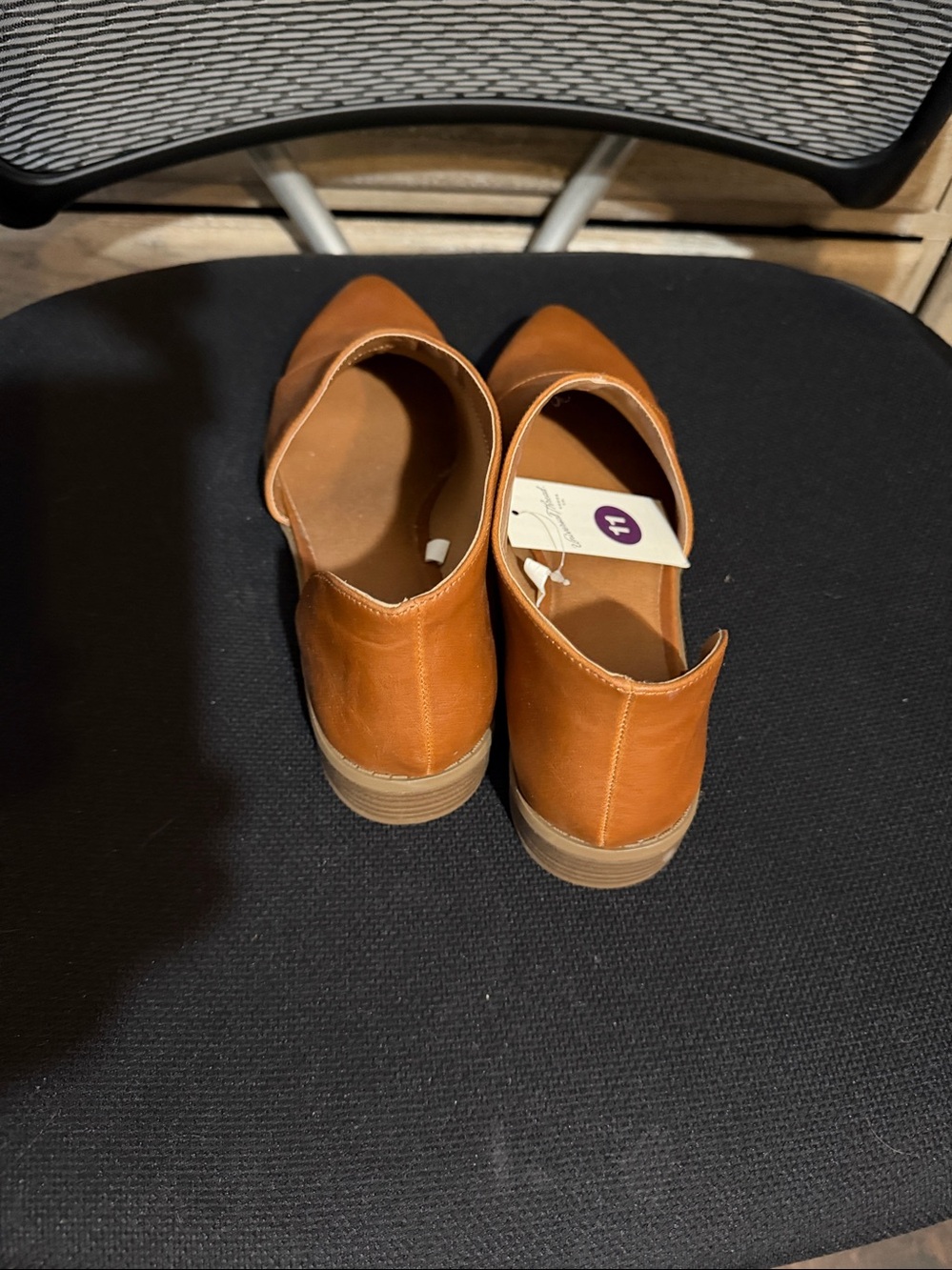 Universal Thread Women’s Pointed D’Orsay Flats in Cognac - Picture 3 of 6